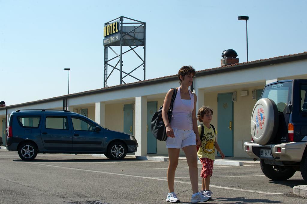 Autohotel Ravenna Exteriér fotografie