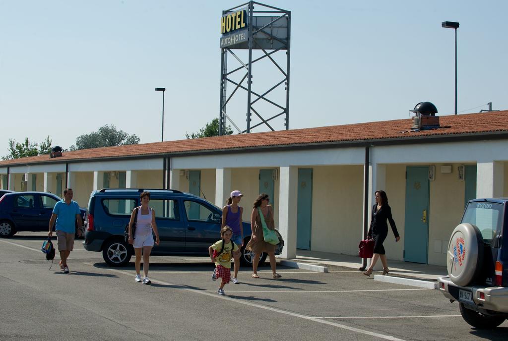 Autohotel Ravenna Exteriér fotografie